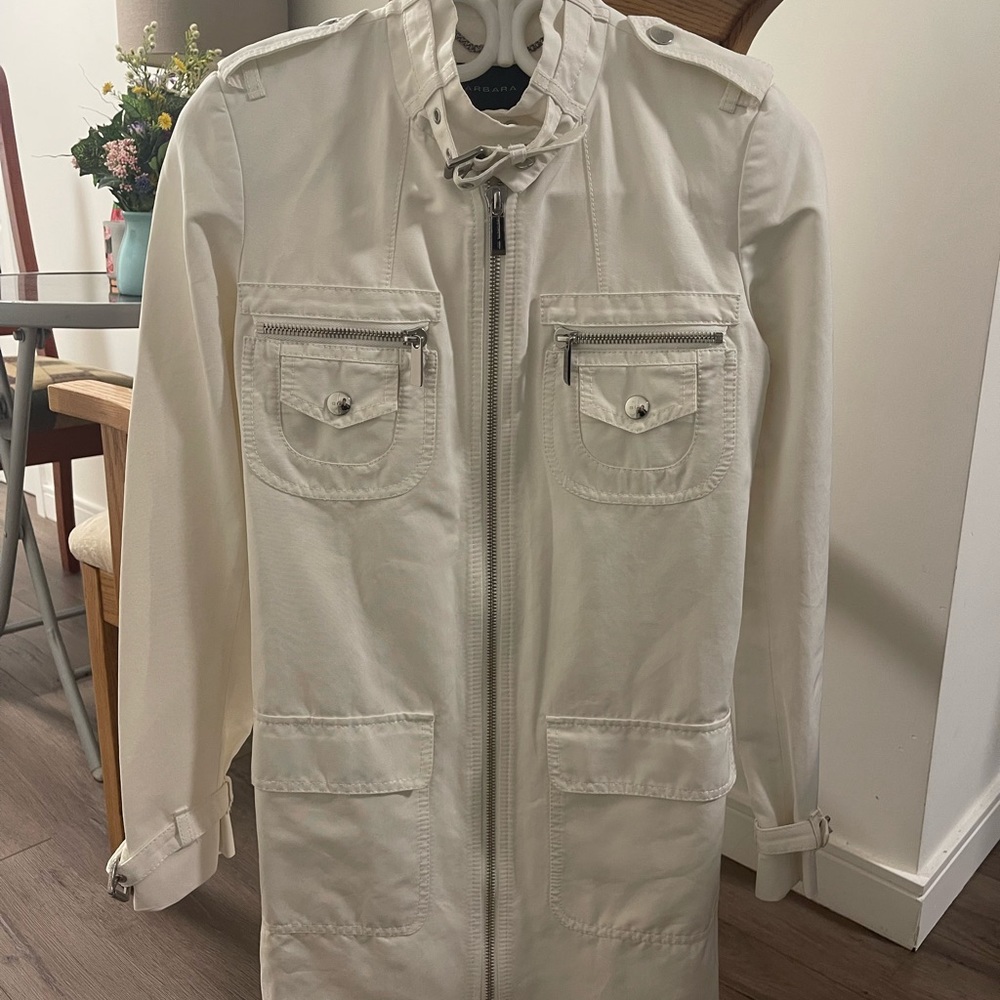 Barbara Bui light white coat. - Picture 6 of 10